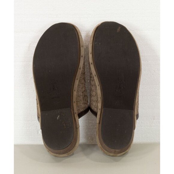 $1490 BRUNELLO CUCINELLI BEIGE SUEDE CLOGS/MULE WITH SEQUIN EMBELLISHMENT 37.5 - Picture 7 of 7